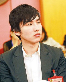 富二代蔡加赞汤珈铖图片和个人资料/近况背景