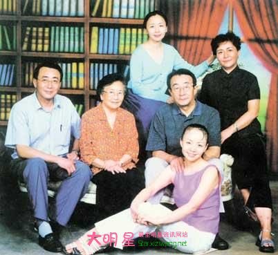 英达宋丹丹离婚原因,宋丹丹老公英达图片