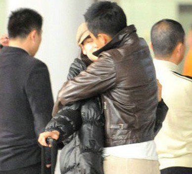 董洁王大治恋情曝光,董洁王大治接吻照片