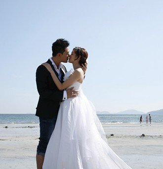 林峰女友吴千语资料照片