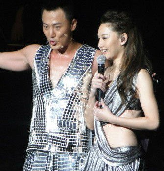 林峰女友吴千语资料照片