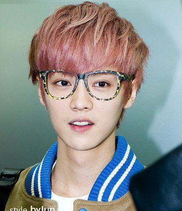 exo组合鹿晗图片和家庭背景