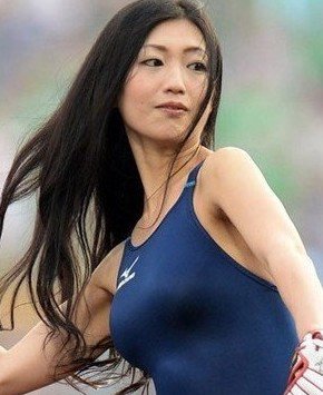 秀彬开球图片和个人资料/近况