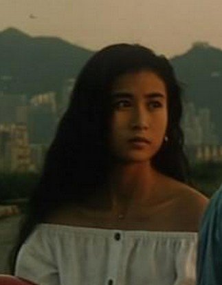 香港女星吴雪雯图片和近况 吴雪雯电影