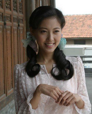 贺刚和高露结婚照和资料