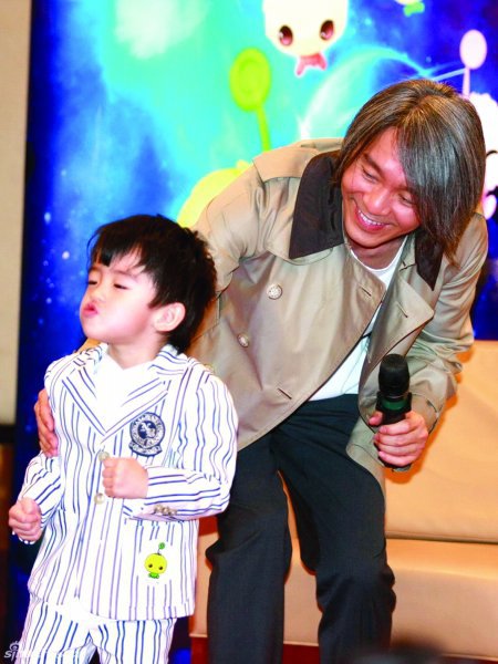ȻŰ֥лѾ飬ӵĹעɺܸߣвٵĹҲLucas棬˵øߵľˣLucasǰл͸¶öӽȦ