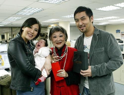 小祯胡盈祯个人资料/近况和整容前后照片