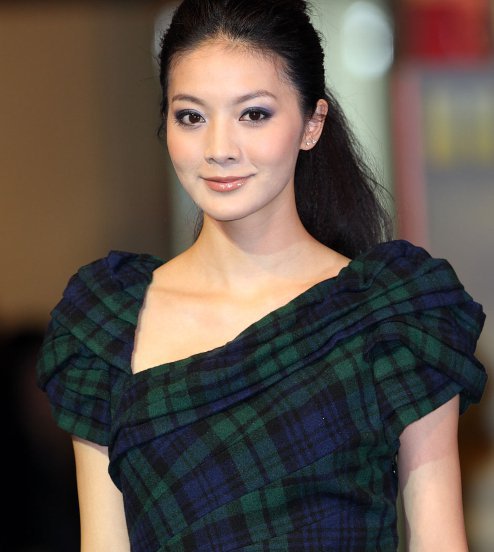 吴亚馨个人资料/近况和图片