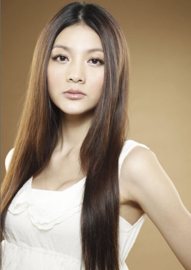 吴亚馨个人资料/近况和图片