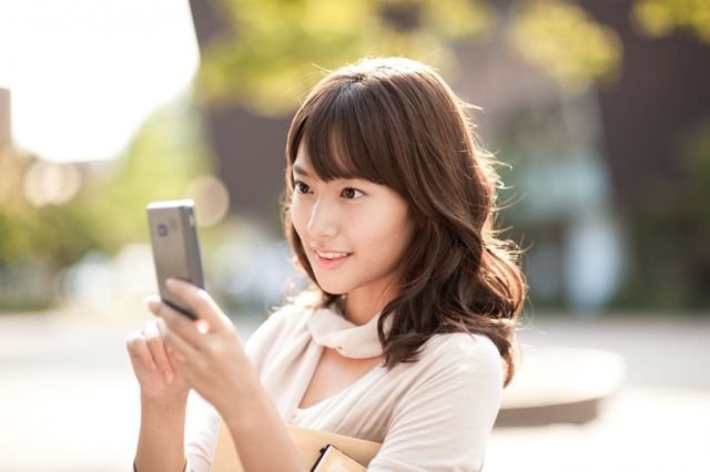 朴智星女友金敏智的个人资料/近况和图片