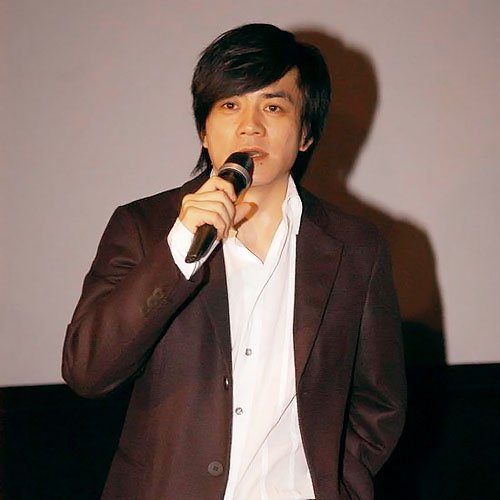 杨树鹏,陕西人,出生于1970年。作为中国内地青年电影导演,杨树鹏代表作品有《我的唐朝兄弟》,《匹夫》等。
