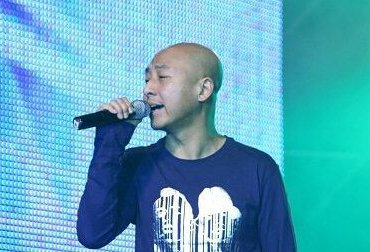 周晓鸥