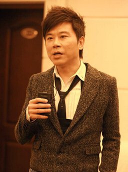 伍思凯