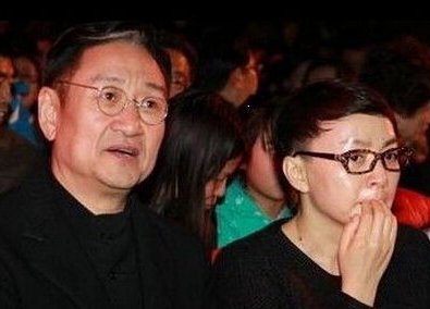 ,ε