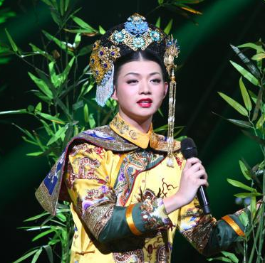 霍尊仲小萍