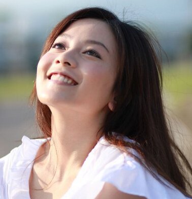Ԩ