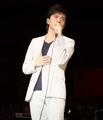 李健