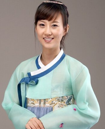 张允贞