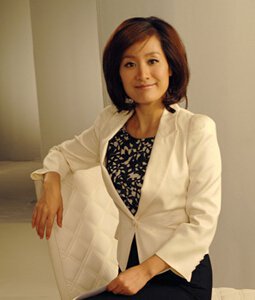 何婕
