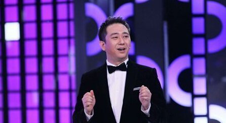 Խ