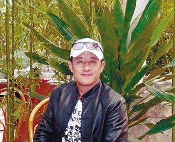 尮7,