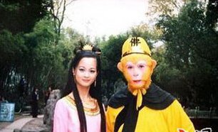 六小龄童,于虹
