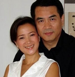 许亚军,何晴