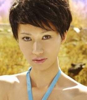 黄琦雯