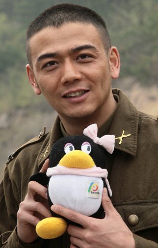 ˸
