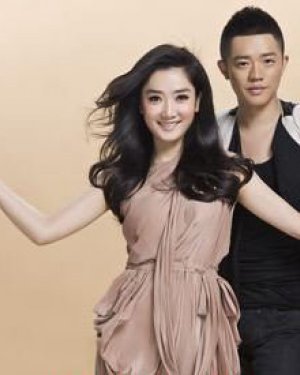 徐明朝老婆是谁 徐明朝与老婆杨魏玲花结婚照分享