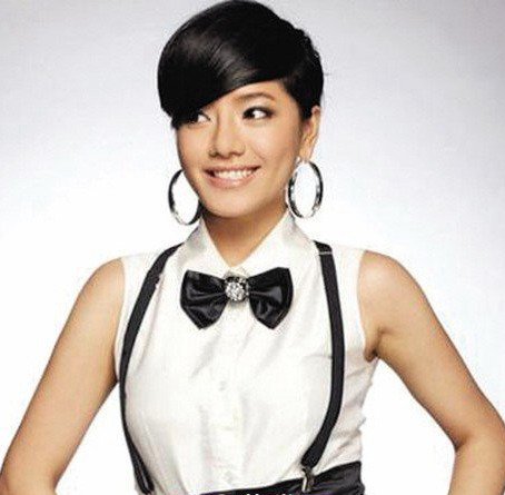 江映蓉整容前后照片