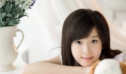 清华大学校花章泽天图片