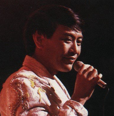 小李飞刀罗文资料和歌曲