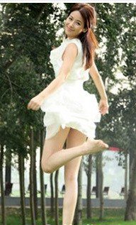 郑亦桐性感图片