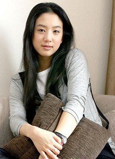 韩国女星郑丽媛生活照