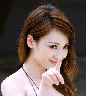 不二神探柳岩图片
