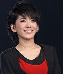 2011快乐女声段林希图片