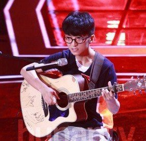 2013快男小强照片和个人资料