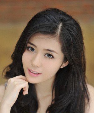 谷智鑫女友汤晶媚图片和资料