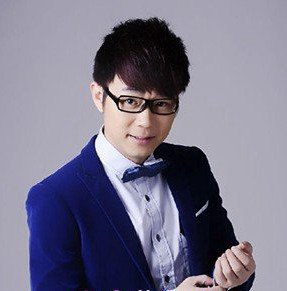大鹏嘚吧嘚主持人大鹏照片个人资料和作品