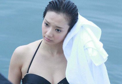 熟男诱惑王君馨比基尼剧照