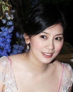 贾静雯近况2013和她的最新照片