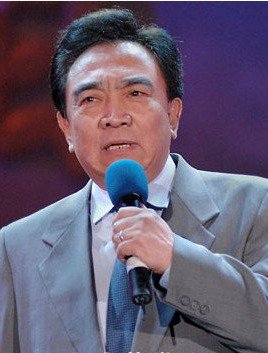 蓸操扮演者鲍国安个人资料和图片 他身高多少