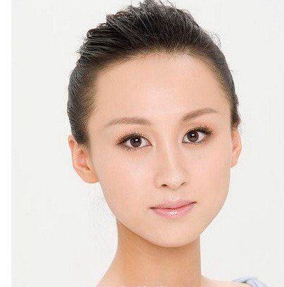 练束梅个人资料照片 练束梅胸围多少