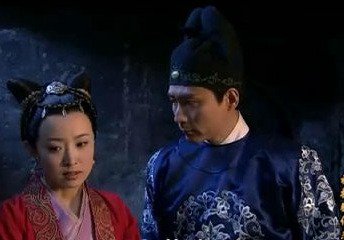 姜昕言胸围多大 姜昕言艺术照