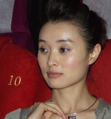 陈建斌前妻吴越照片 爆两个离婚内幕