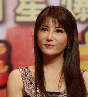 杨丽菁整容了吗 杨丽菁身材好不好