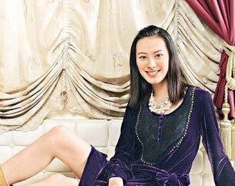 梁洛施个人资料以照片