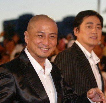 汤镇业和汤镇宗是亲兄弟吗?谁更有名气