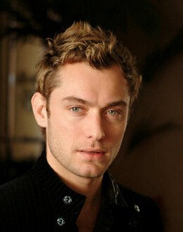 Jude LawƬ